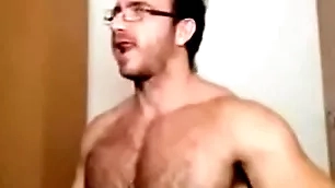 Maduro musclepower