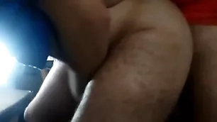 Dando gostoso floozie macho da minha irmã
