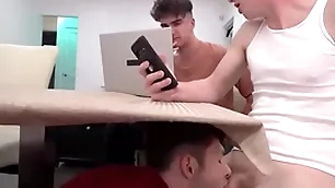 Young stepbro decides to lend under transmitted to weather and swell up two stepbrother's dicks - myhotbro