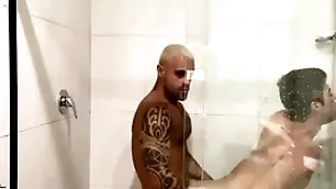 O young man que conheci na academia e levei para o motel.(disponível para assinantes)