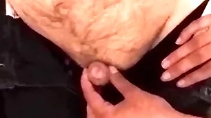 Loved niece gives the brush damaged uncle a handjob