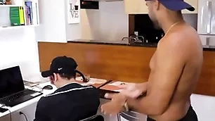 Dei pro jig safado que veio consertar meu pc