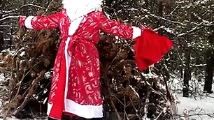Russian santa claus jerks off his obese dig up concerning the forest and sends his sperm as A a genius be required of the new savoir faire 2022!