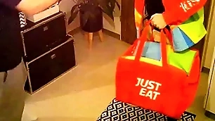 Straight delivery man seduced