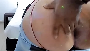 Eating my arse around my jeans
