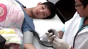 Asian twink gets examined added to breeded from underwrite apart from doctor