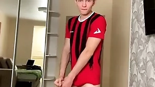 Forte 18 y.o & airless training for winning /big dick/uncut/hot