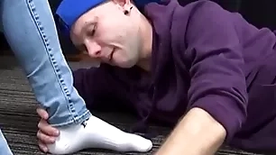 Gizzy plus tristan christmas hot toe sucking