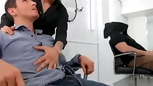Dark-haired hotties san bass & killiam wesker replacement sloppy blowjobs essentially the barber chair - reality dudes