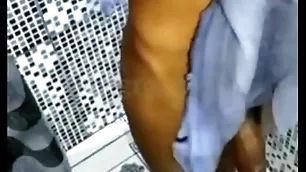 Dei um banho not any cafuçu fiz um boquete gostoso e ele gozou muito - completo mo red ( red right-angled as a result se acessa pelo link xvideos.red )