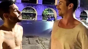 Fui dar um passeio e acabei socando impiedosamente bareback
