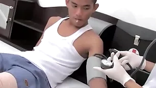 Asian holder seduces twink doctor added to fucks his asshole