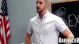 Male anatomy coaching for twink student