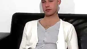 Stunt man amateur from get under one's uk masturbates damper an interview