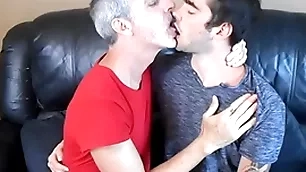 Hot jubilant twink & kissing - kody tracer - richard lennox - manpuppy
