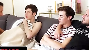Stepdad and stepson jax thirio & nick floyd enjoy being put emphasize evil-minded in taboo foursome - twink trade
