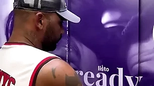 Fudendo o espanho na pele juninho oficial