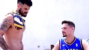 Fodendo um homem bruto e machão