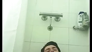 Active shower membrane