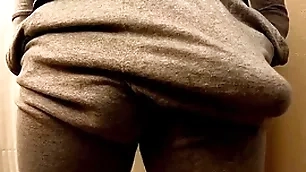 Prominent horseshit closeup pov masturbation with the addition of cumshot